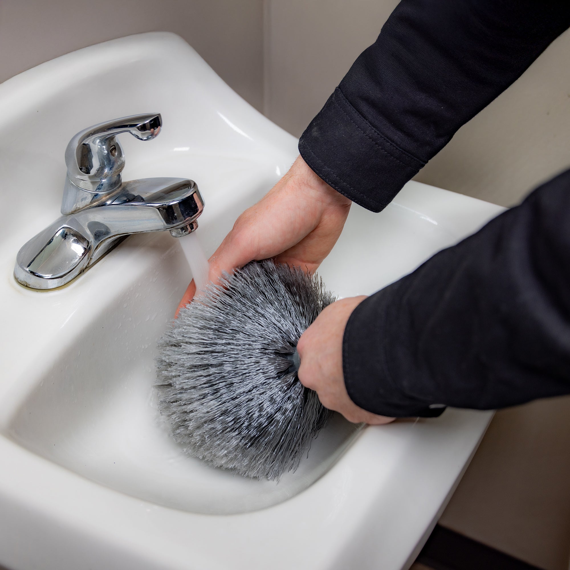 Washable cobweb duster head attachment